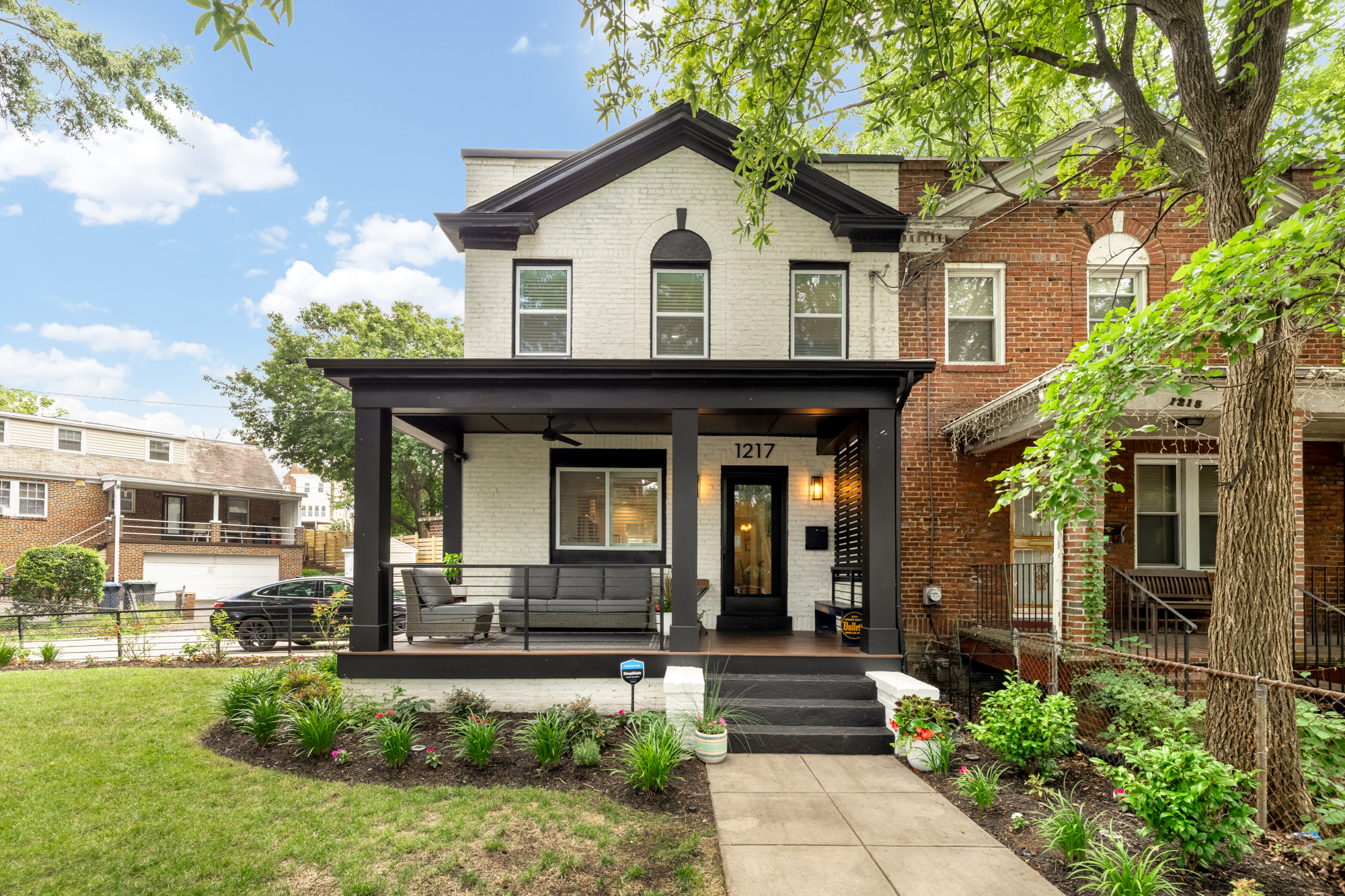 1217 Taylor Street NE_Exterior